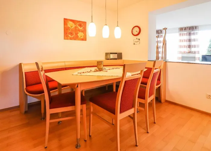Ferienwohnung Mit Gartenzaun