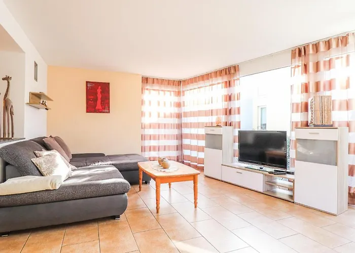Ferienwohnung Mit Gartenzaun